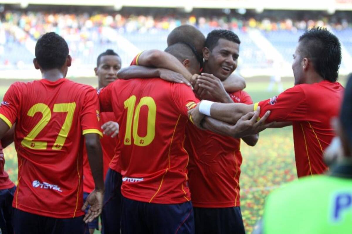 El segundo equipo de Barranquilla debutó con triunfo en la primera división del fútbol colombiano con goles de Cristian Fernandes(2) y Jhon Méndez.
