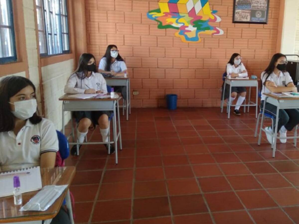 Colegios visitados por personería cumplen con protocolos en Armenia