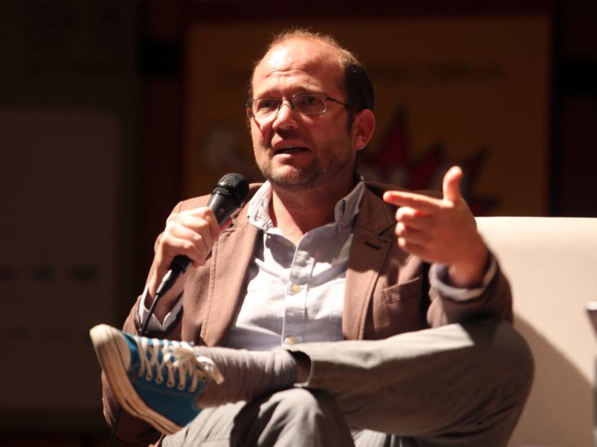 “Gobierno involuntariamente ridículo”: Daniel Samper Ospina