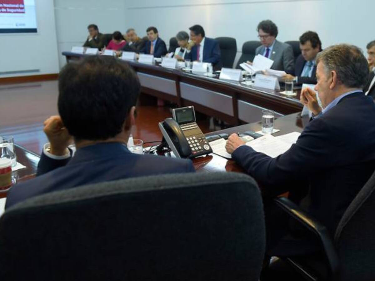 Santos firmará el decreto para la protección colectiva de líderes sociales