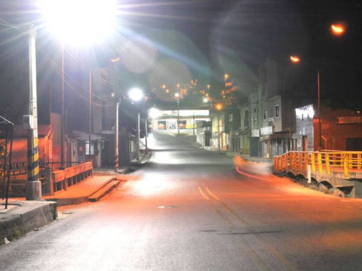 Nuevos retrasos en el contrato de alumbrado público de Pereira