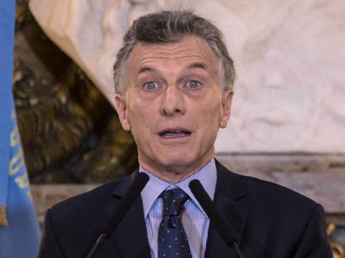 Familiares de Macri, citados a declarar en investigación de sobornos