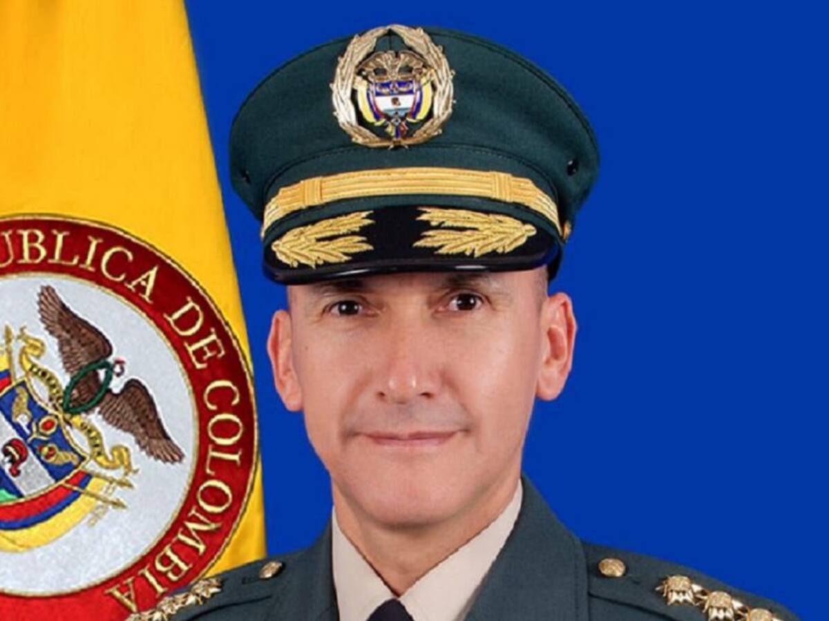 Jefe del Ejército se molestó al ser cuestionado por crisis en Bajo Cauca