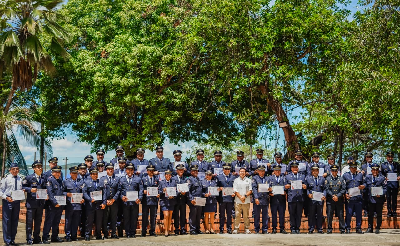 Cuerpo de Bomberos certificados. // Alcaldía de Cartagena