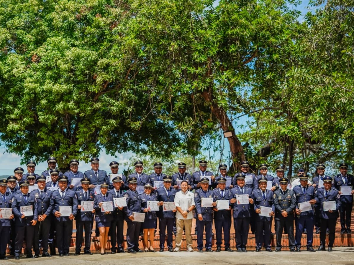 Cartagena fortalece su capacidad de formación bomberil con certificación nacional