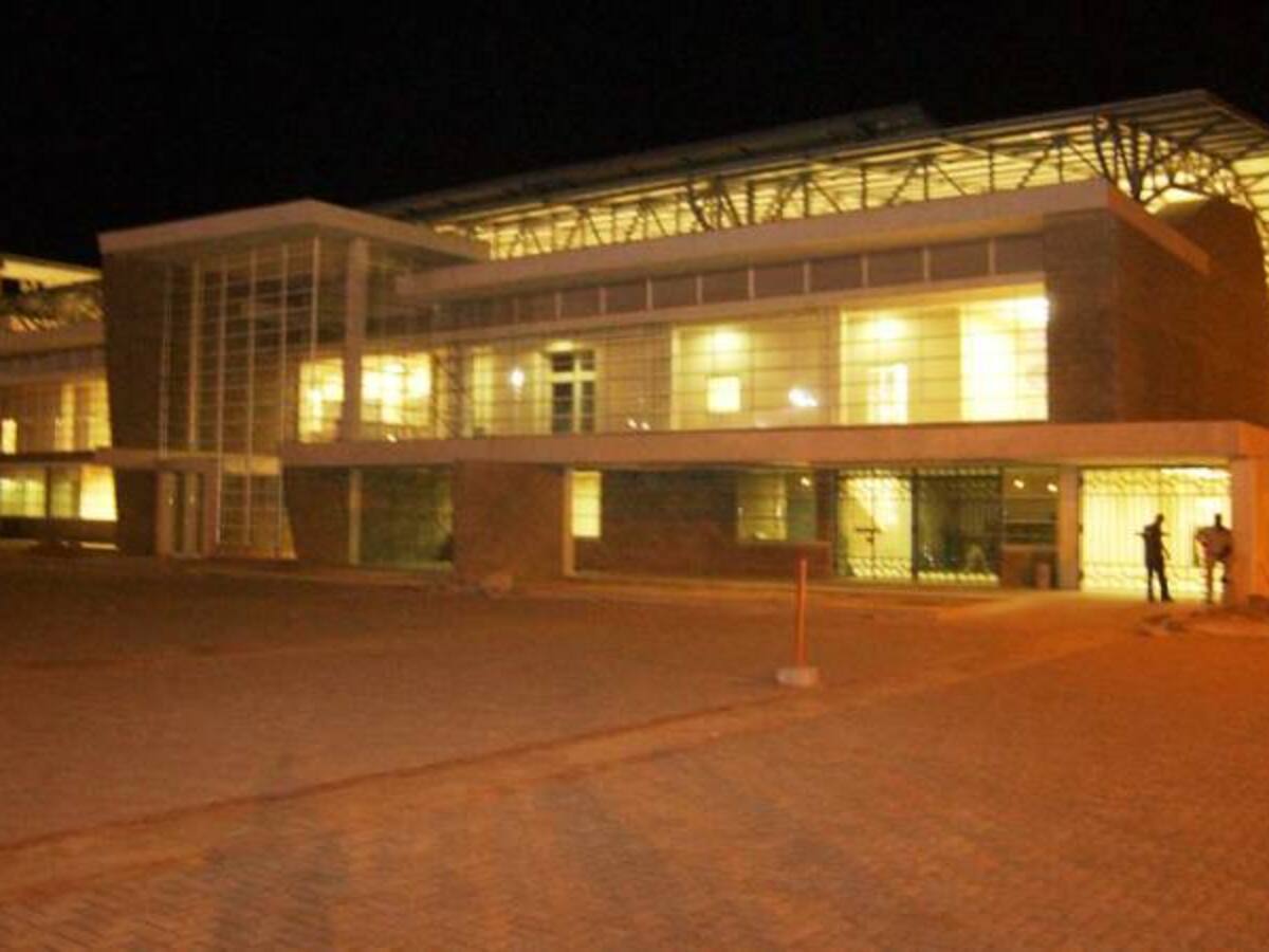 Por deuda suspenden energía a 2 escenarios deportivos en Cartagena