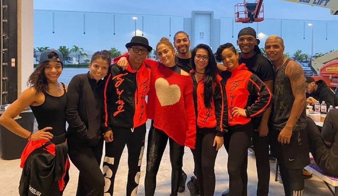 El Mulato y su grupo llevan 1 mes ensayando con Jennifer López