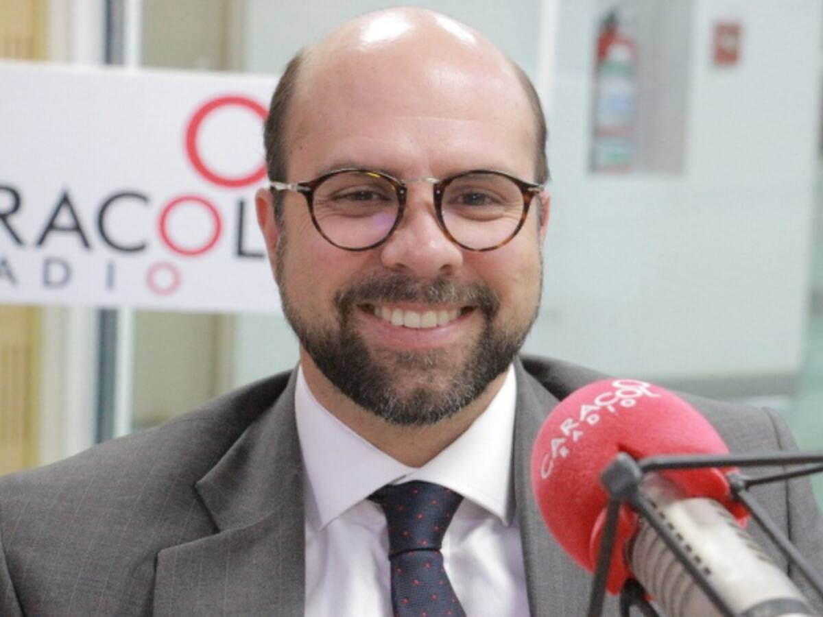 La Contraloría es el gran coco de los contratistas del Estado: Pombo