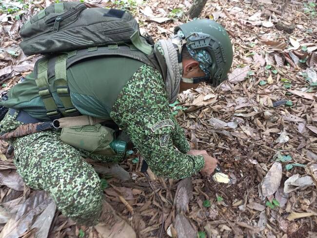 Desactivación de minas antipersona. Foto:  Fuerza de Tarea Conjunta Hércules.