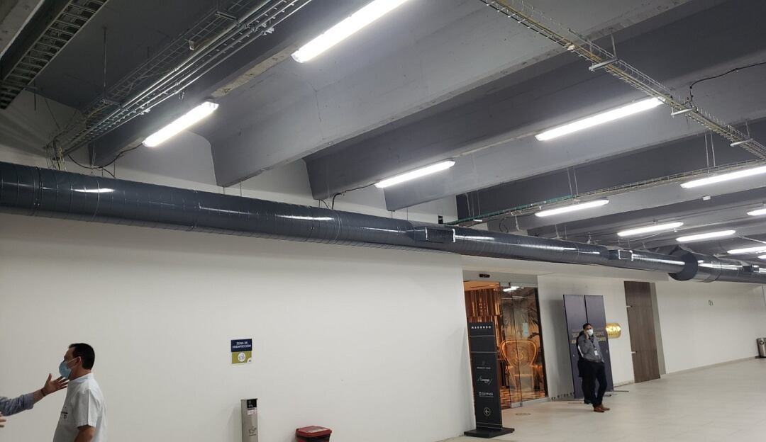 Obras en el Aeropuerto Ernesto Cortissoz. Cortesía: @diplourdeslopez