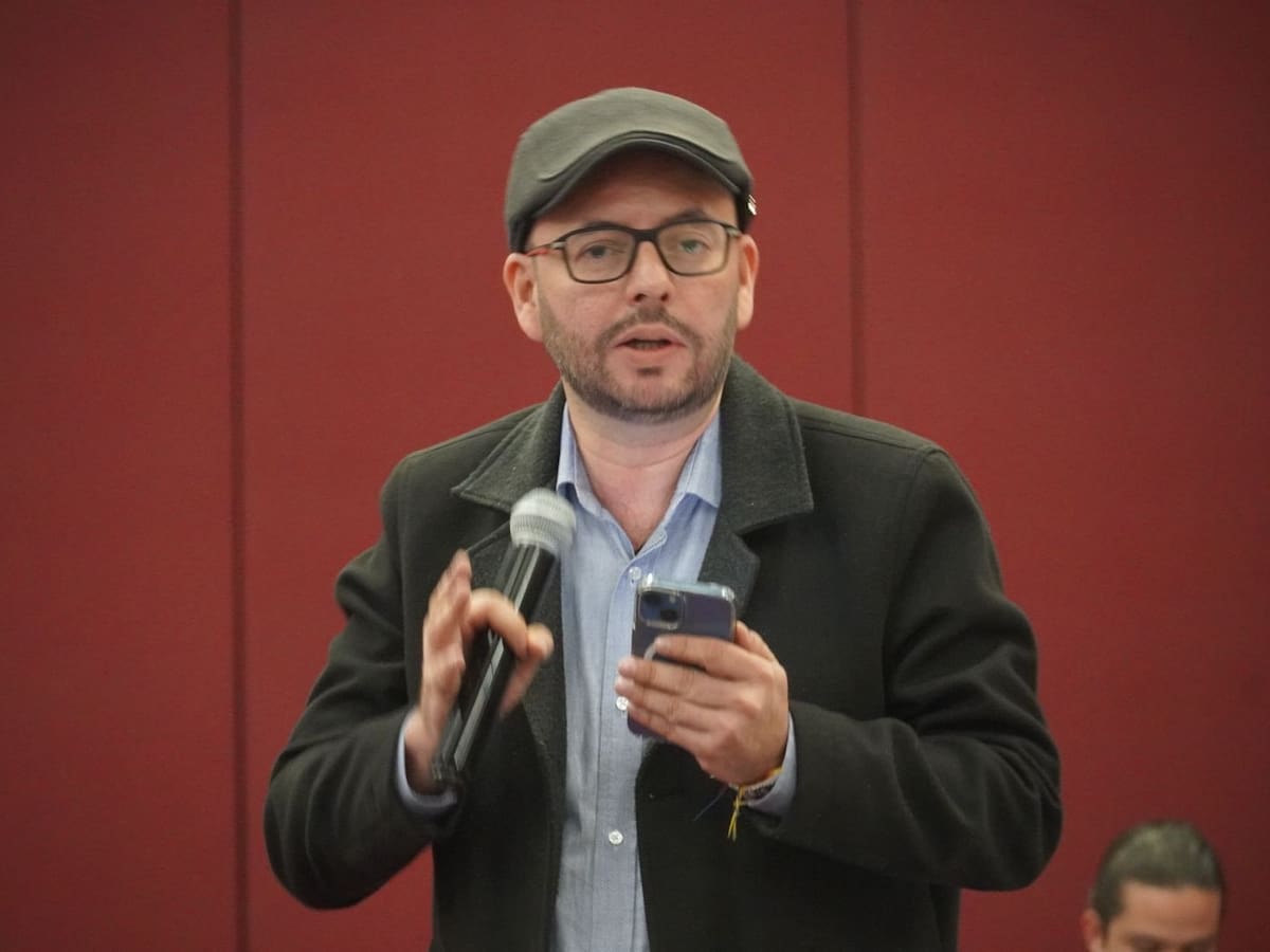 “No hay temas vedados”: Pacto Histórico dice que Iván Cepeda sí debatirá sobre la “Paz Total”