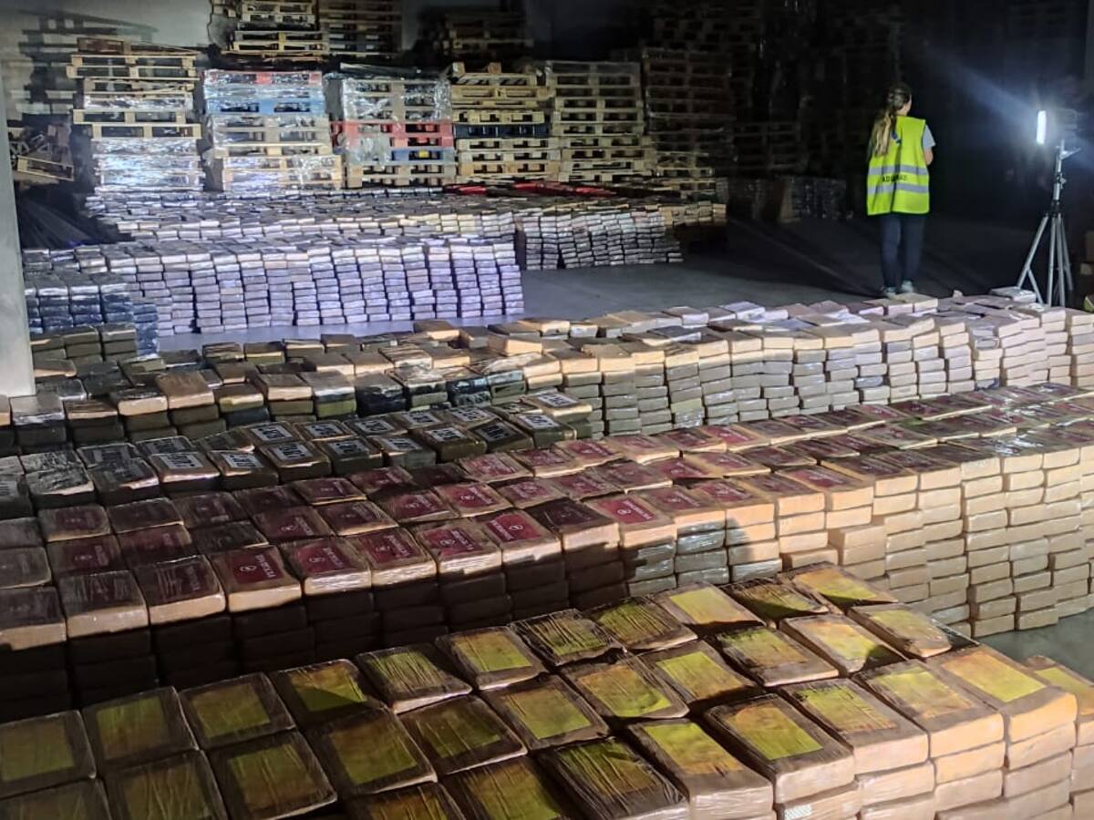 España desarticula banda que traficó cocaína colombiana durante 19 años