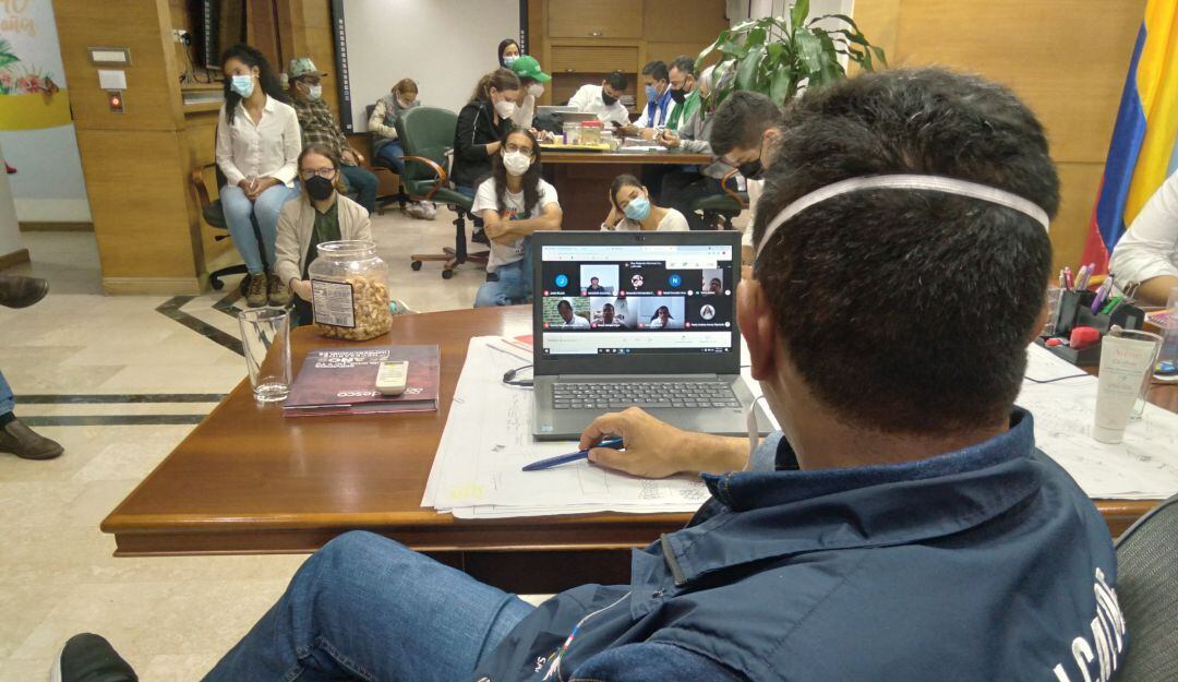 Reunión del alcalde Jorge Iván Ospina, Concejo y bancada parlamentaria