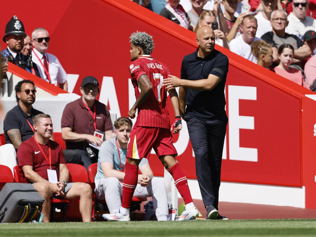 DT de Liverpool, a los pies de una figura de Selección Colombia: ¿será compañero de Lucho?