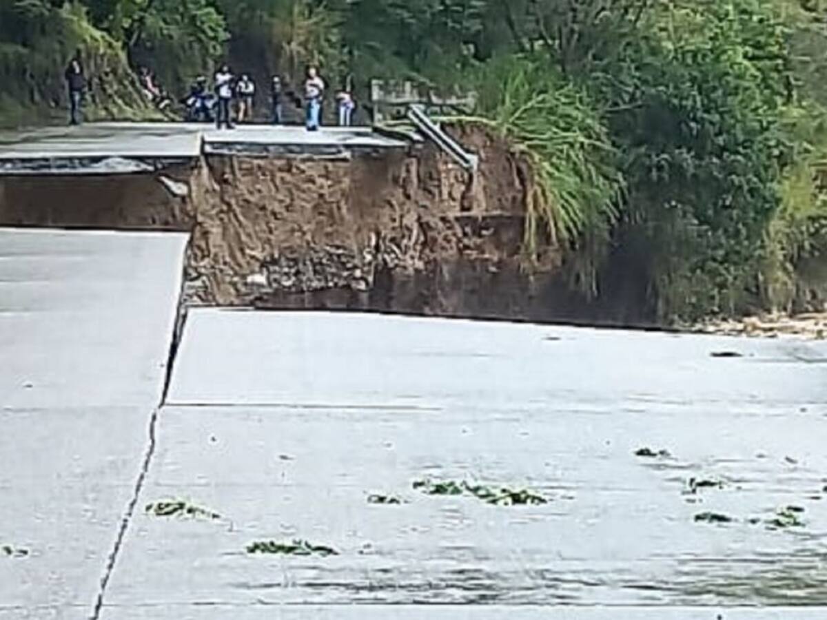 Las lluvias siguen dejando damnificados en el Huila