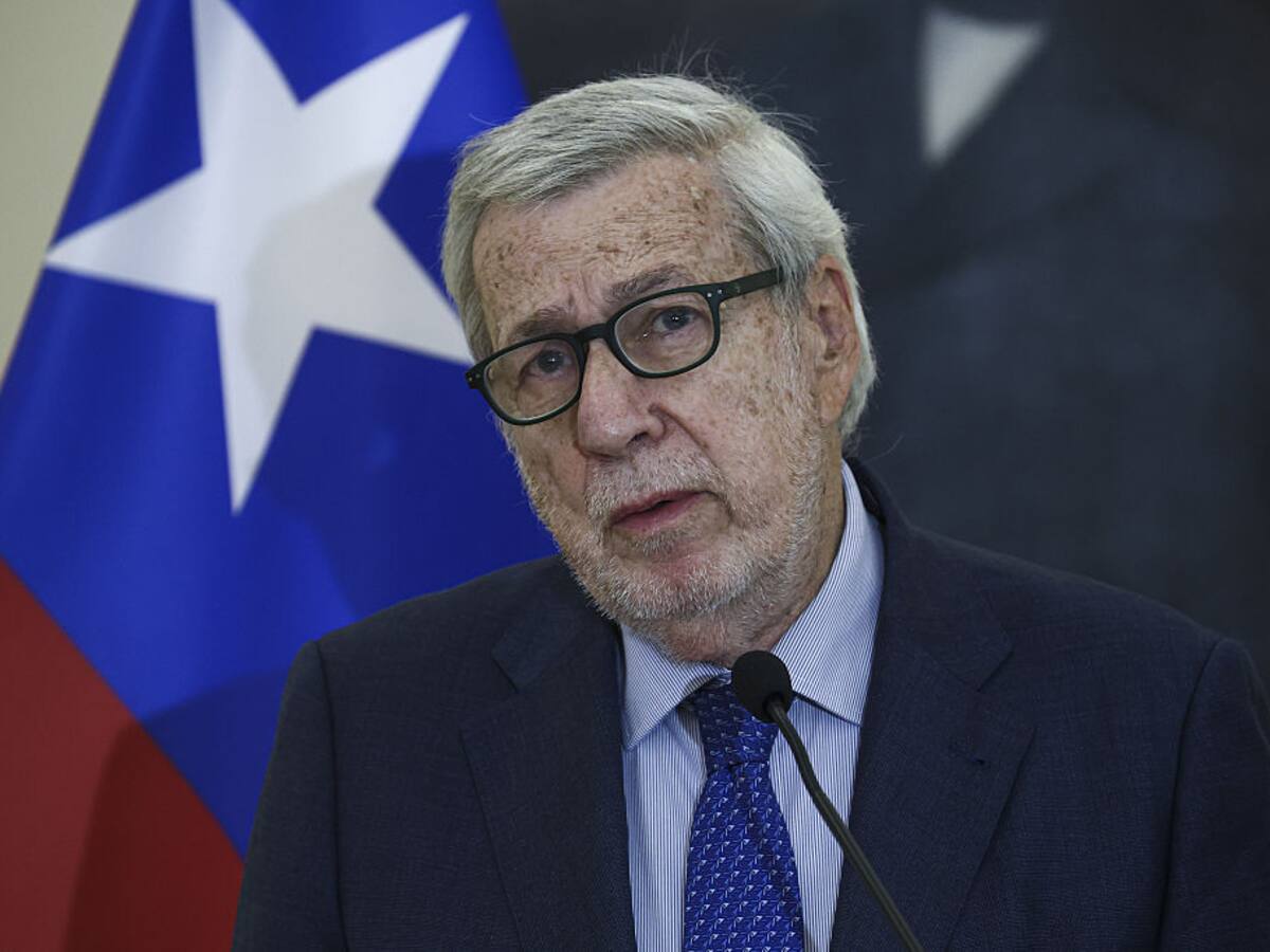 Cumbre Celac-UE es un nuevo impulso entre la relación Latam-Caribe-Europa: canciller de Chile