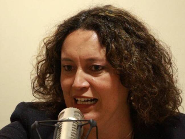 Según Angélica Lozano, la acción de su colega Alirio Uribe era innecesaria