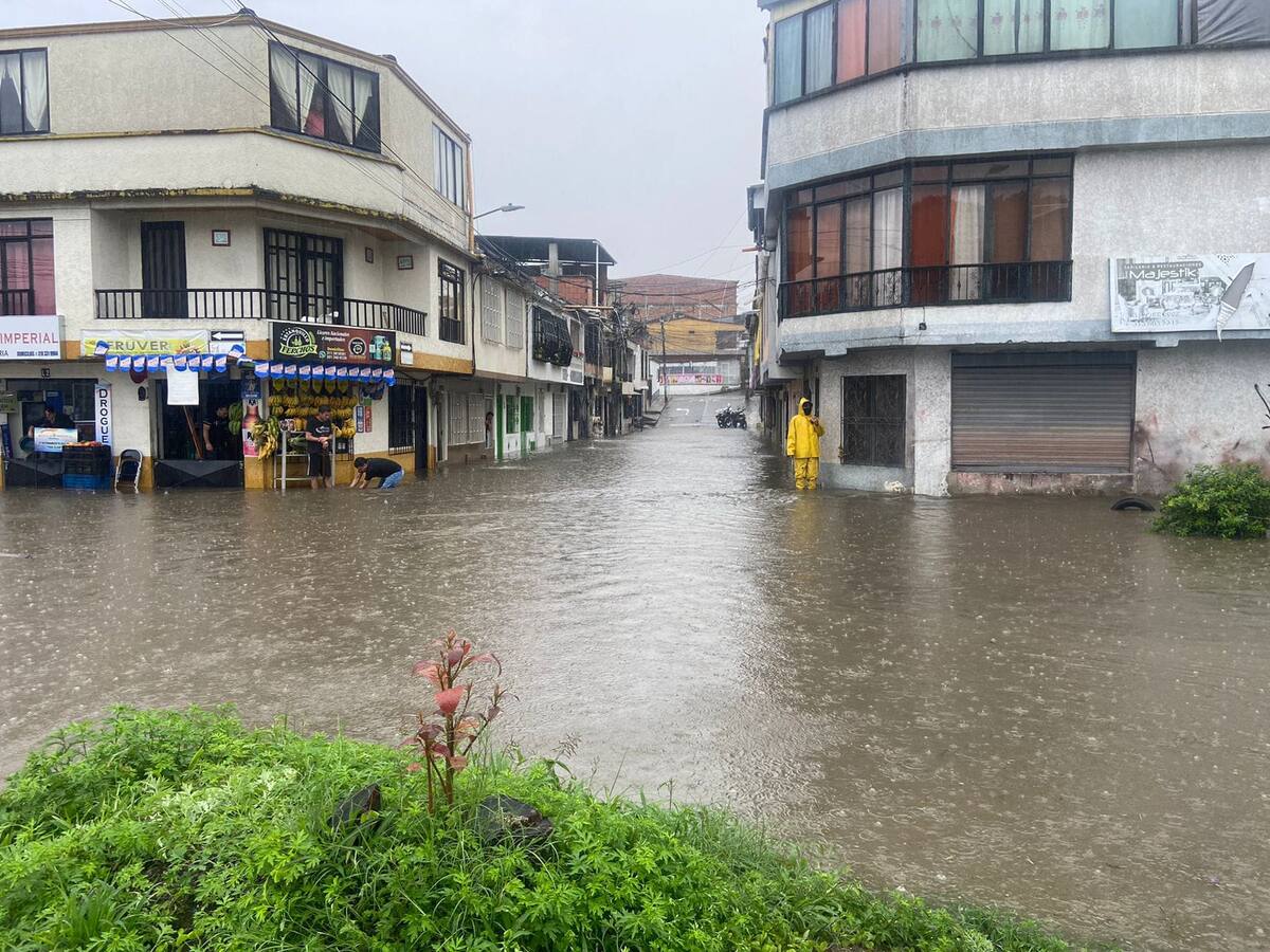 Varios barrios se vieron afectados por las fuertes lluvias en Dosquebradas