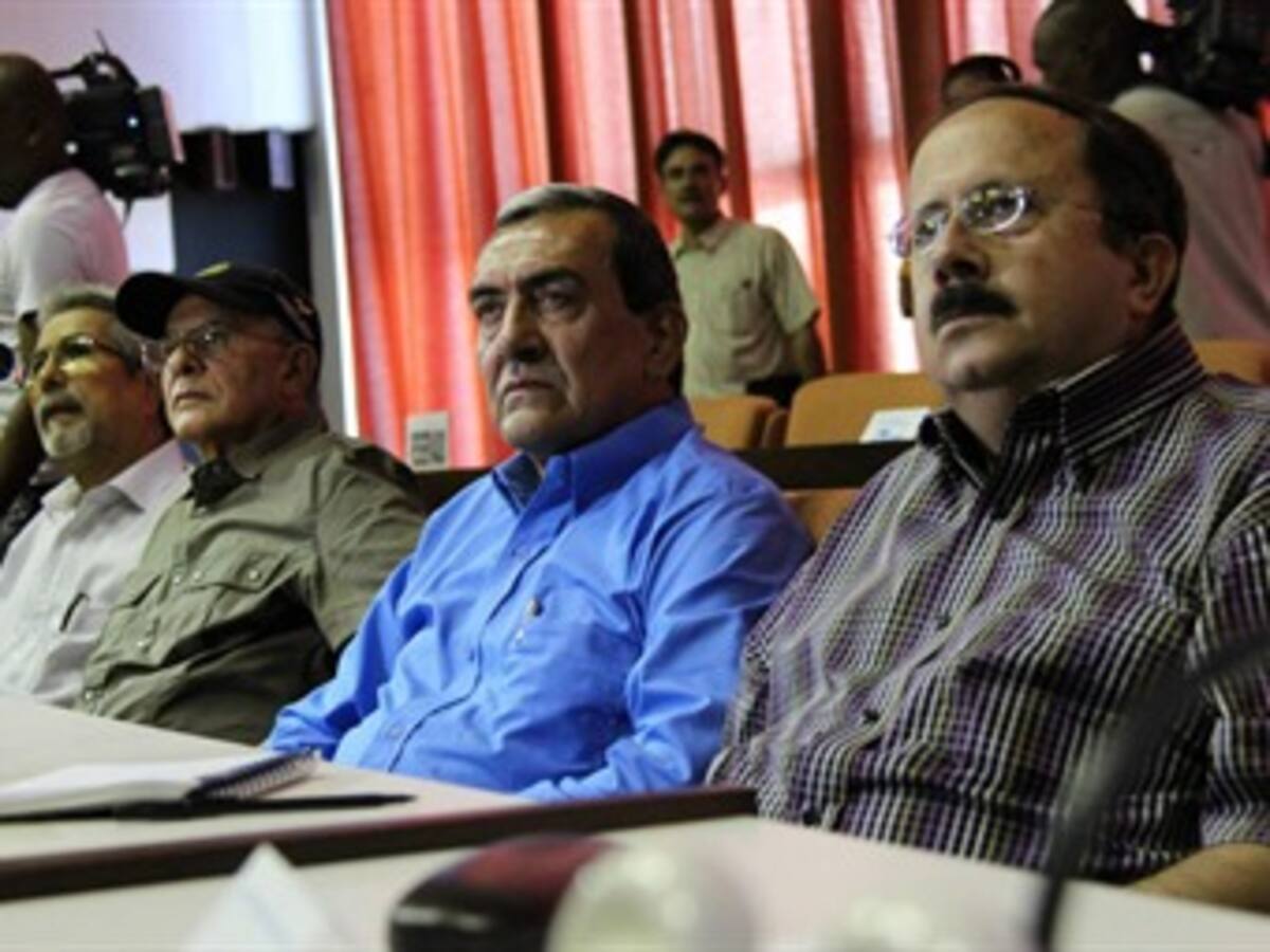 Alias El Médico revela detalles inéditos de primeros acercamientos entre Gobierno y Farc