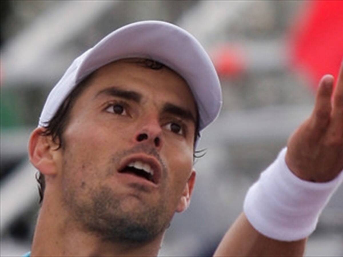 Giraldo y Cuevas avanzan a cuartos de final del Masters 1000 de París