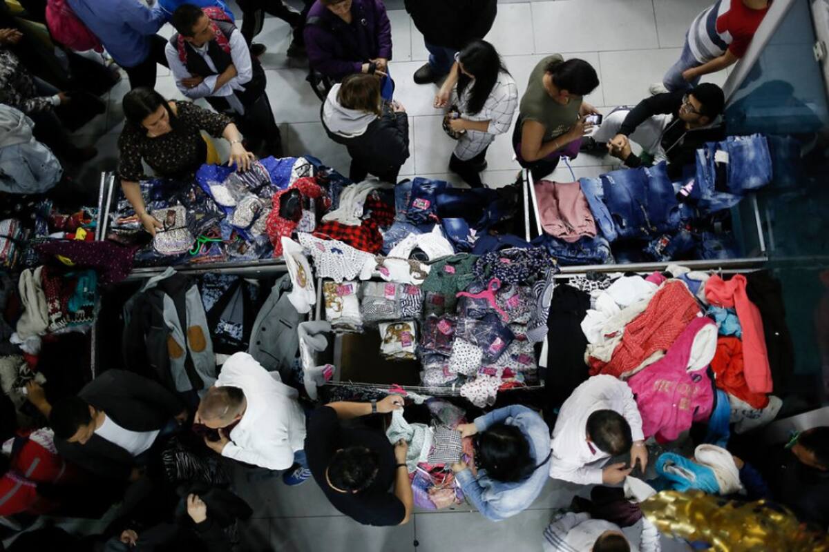 El sector es conocido por vender a mejores precios todo tipo de artículos y prendas de vestir.