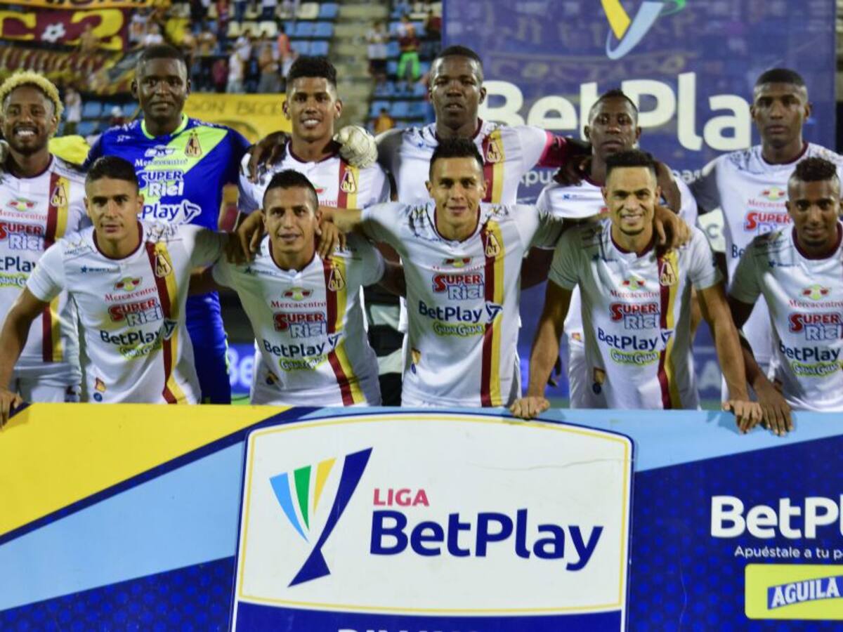 Investigan a Dimayor y equipos del FPC por impedir traspasos de jugadores