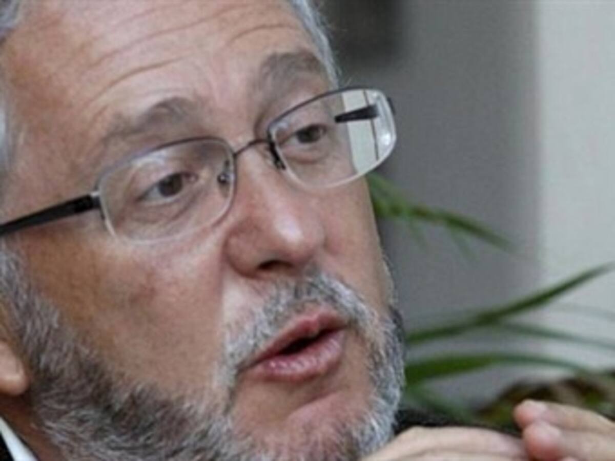 "El realismo mágico tiene muy malos imitadores" Héctor Abad Faciolince