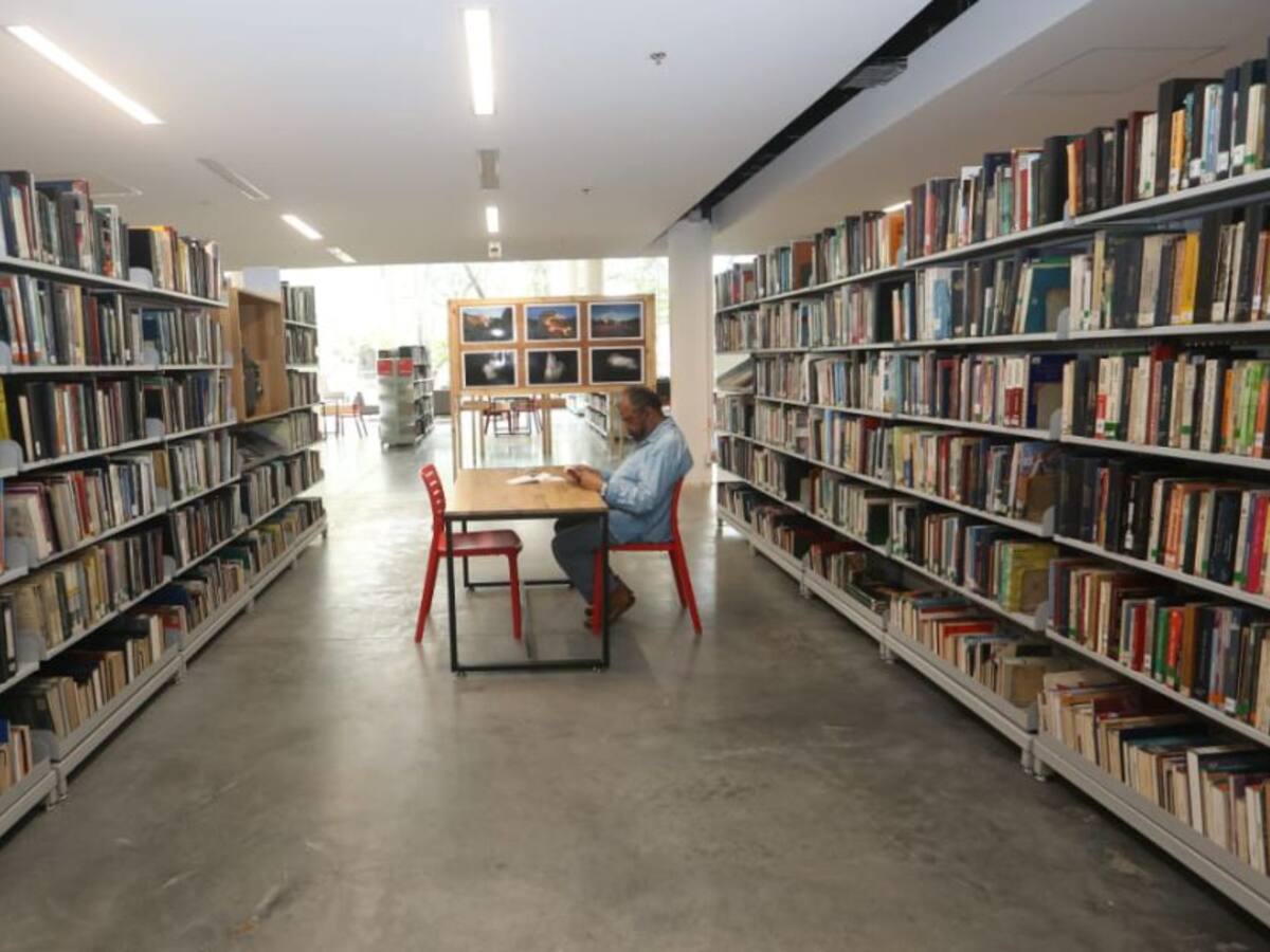 Bibliotecas de Medellín habilitarán préstamo de libros en julio