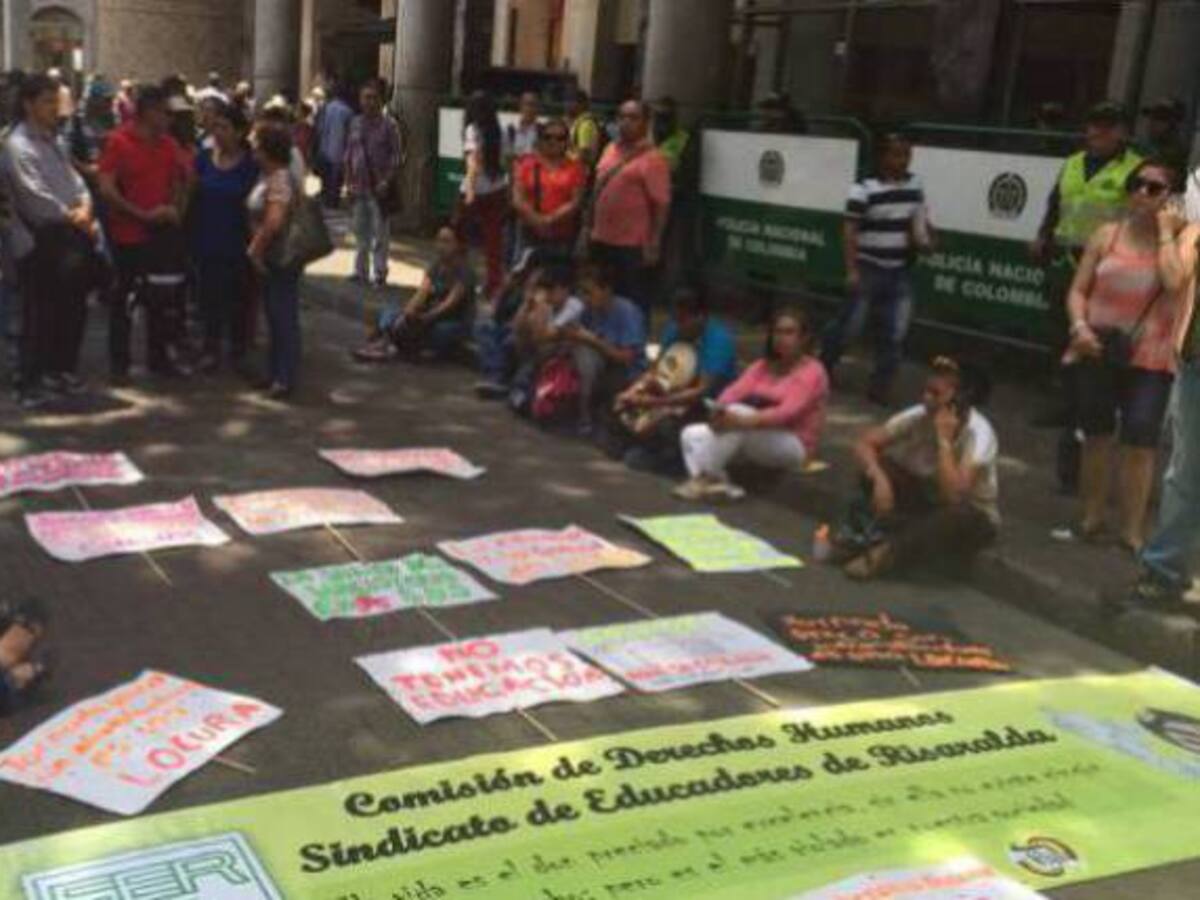 Investigan presunta estafa de la que serían víctimas 20 docentes
