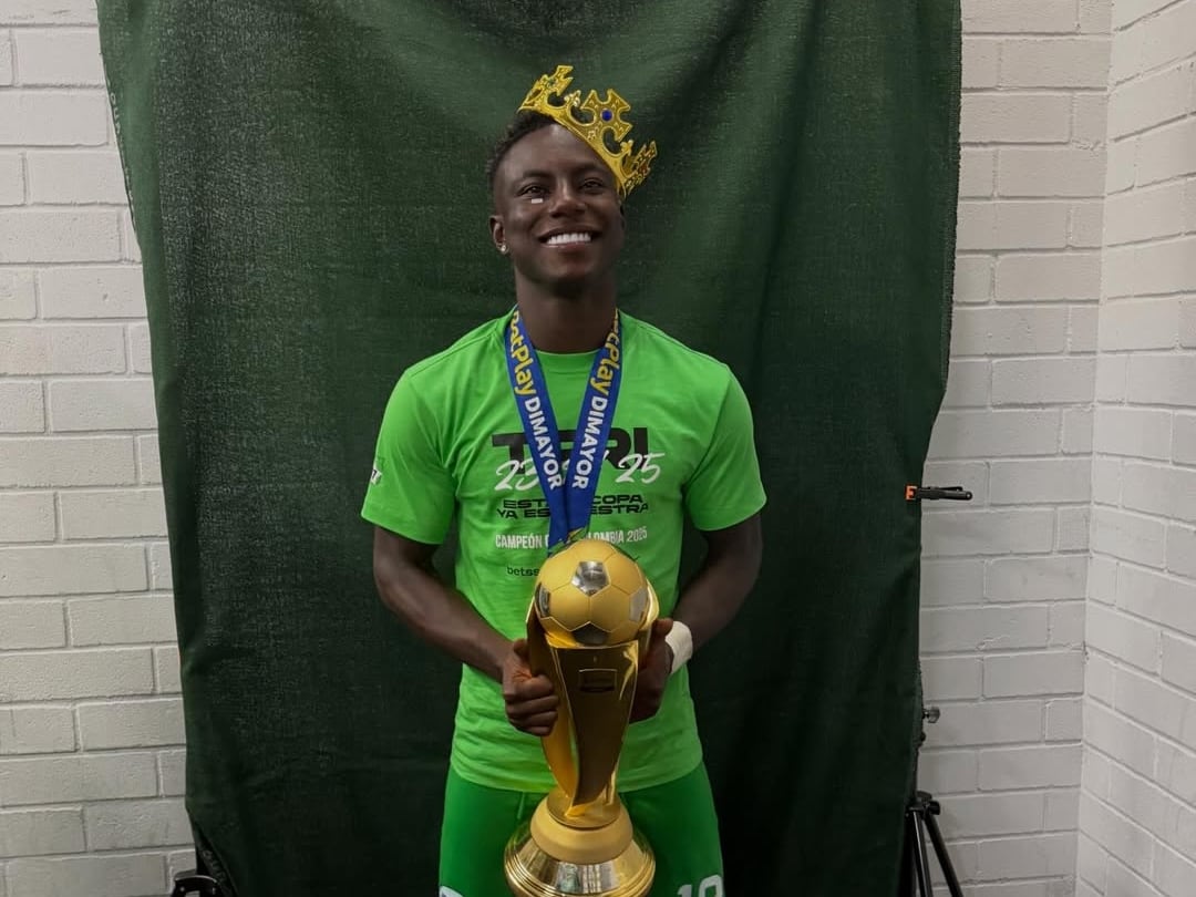 Marino Hinestroza sería nuevo jugador del Boca Juniors / @maarii_angulo