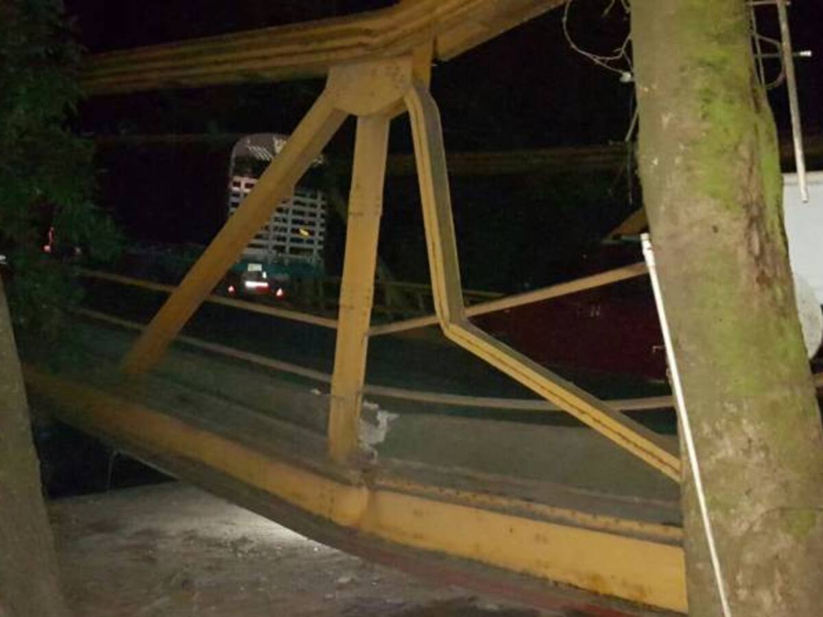 $10.000 millones costó un puente que colapsó tres meses después de ser inaugurado en Boyacá