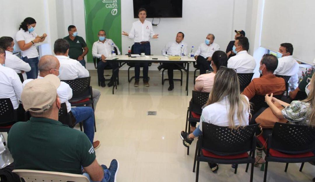 La reunión continuará hoy junto a distintos actores del sector caficultor y de la institucionalidad.