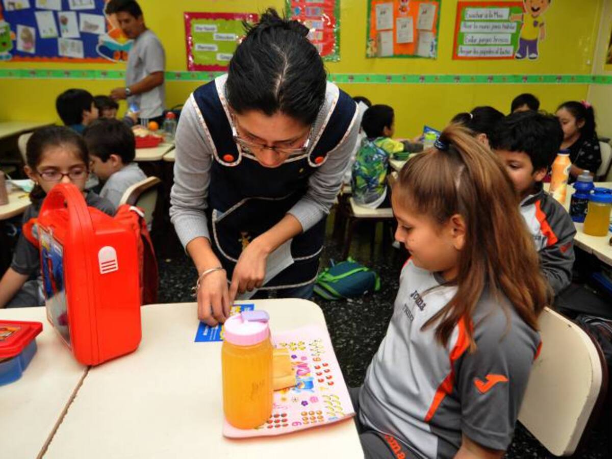 Audio de En Familia 30 de agosto de 2015: la alimentación en la escuela