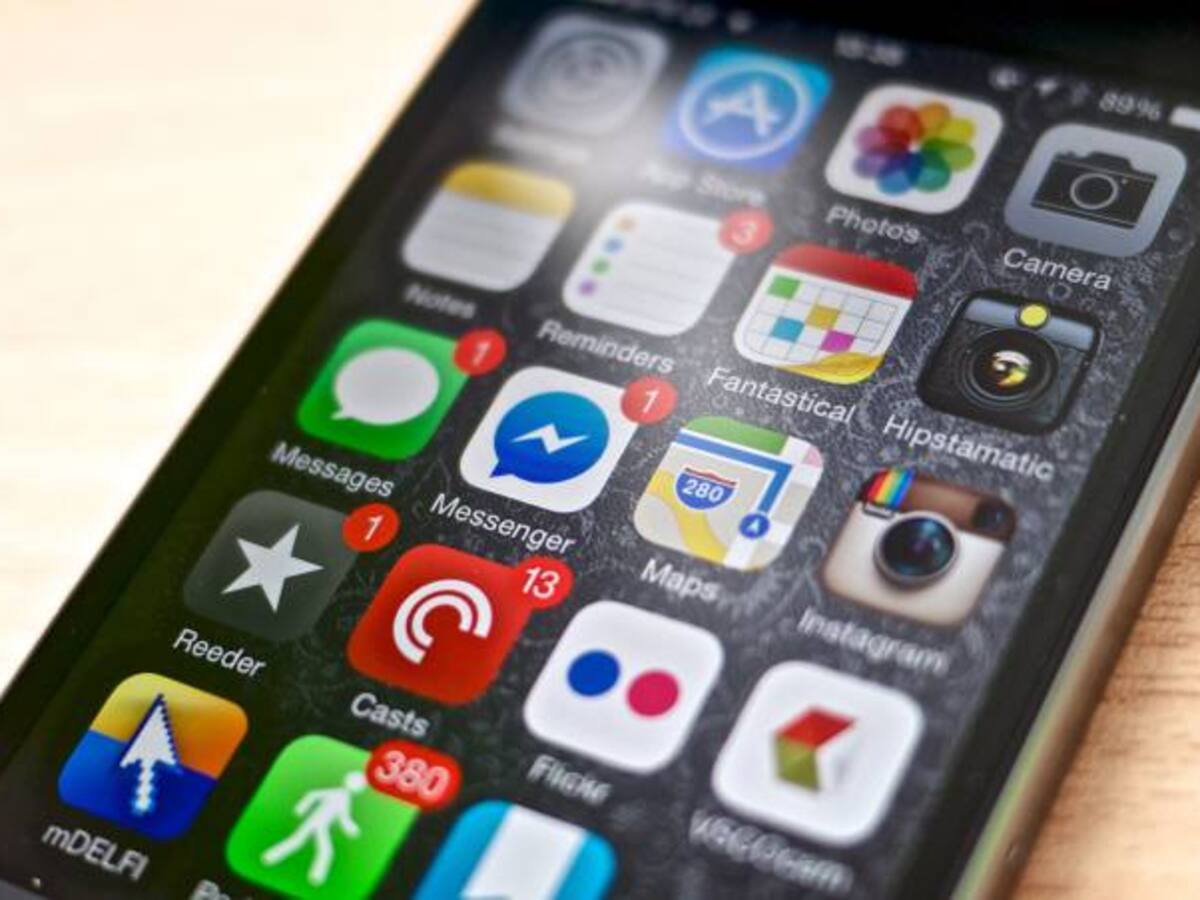 Facebook Messenger casi alcanza a WhatsApp, llega a 900 millones de usuarios