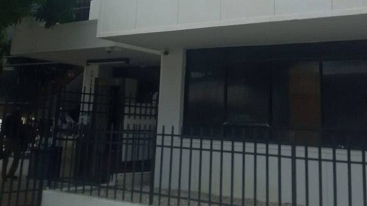 Se fugan tres venezolanos de los calabozos de la URI de Santa Marta