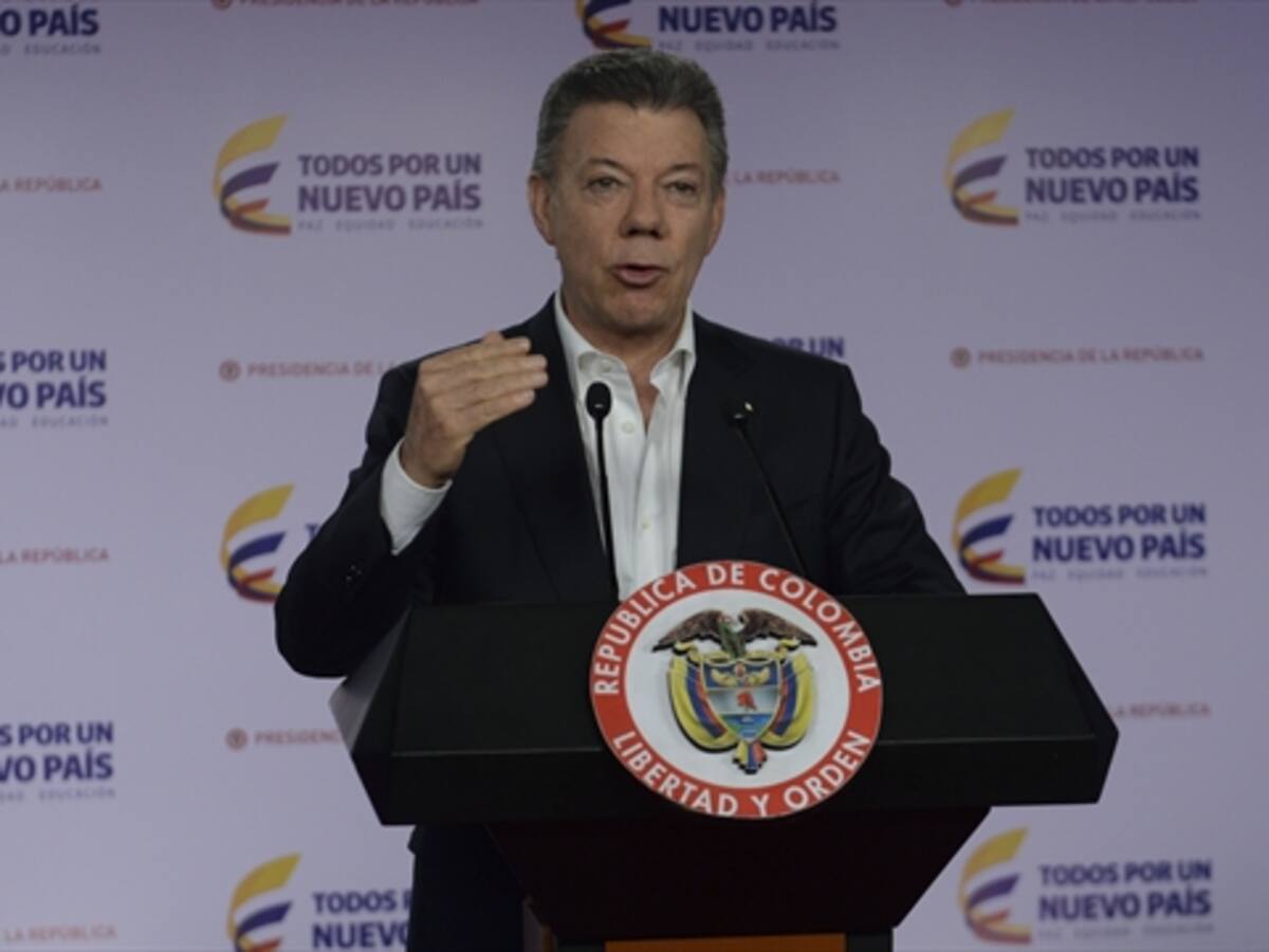 Santos confirma que hablará con EE.UU. para suspender extradición de Farc