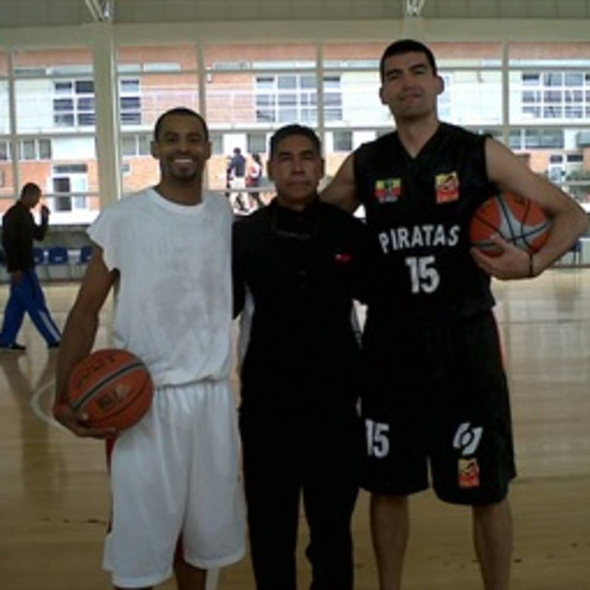 Piratas de Bogotá parte como favorito para la Copa Invitacional de Baloncesto que tendrá 8 equipos