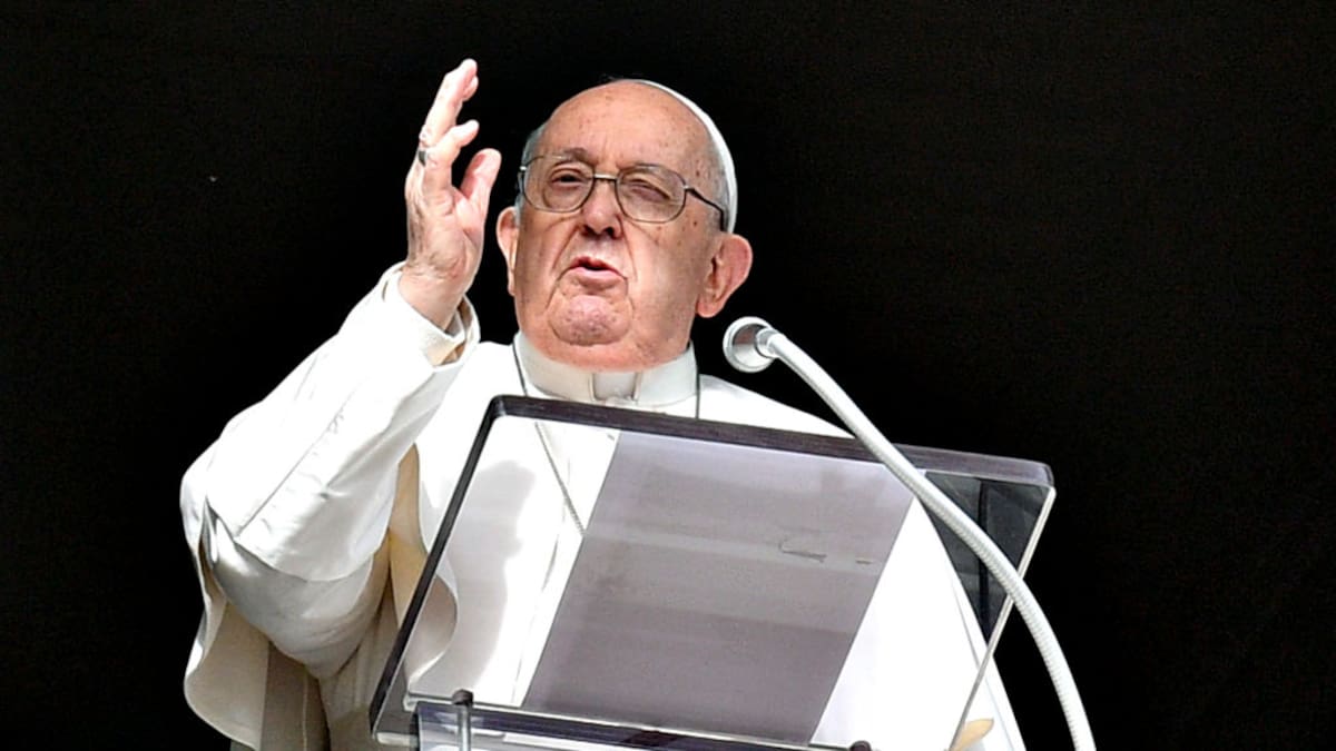 Papa Francisco asegura que su renuncia es una “hipótesis lejana”