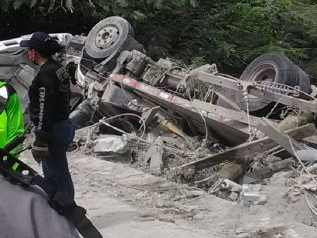 Accidente de tránsito deja un muerto y dos heridos en Bolívar