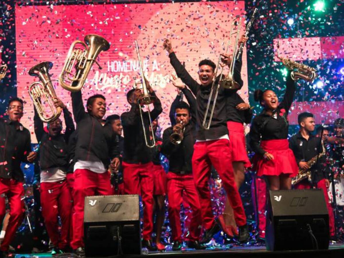 La Banda 25 de Noviembre de Santa Catalina Bolívar a Nashville