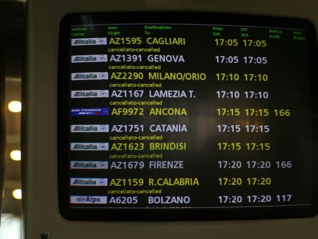 Los sindicatos del sector aéreo convocaron una huelga de cuatro horas a la que se sumaron tripulaciones de Vueling, EasyJet, Air France, KLM e ITA Airways.
(foto: Antonello NUSCA/Gamma-Rapho via Getty Images)