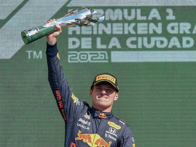Max Verstappen celebra en el GP de México.