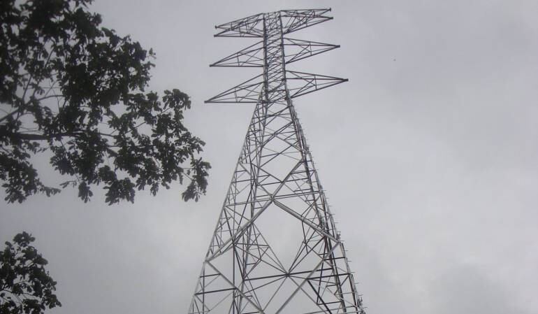 El ministro de minas y energía descartó racionamiento de energía, pero también reitero el llamado a ahorrar energía