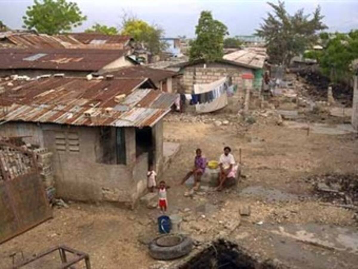 Autoridades haitianas aumentan de amarilla a naranja la alerta por lluvias