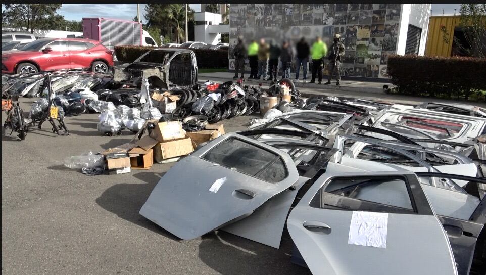 Vehículos y autopartes robadas en Bogotá.