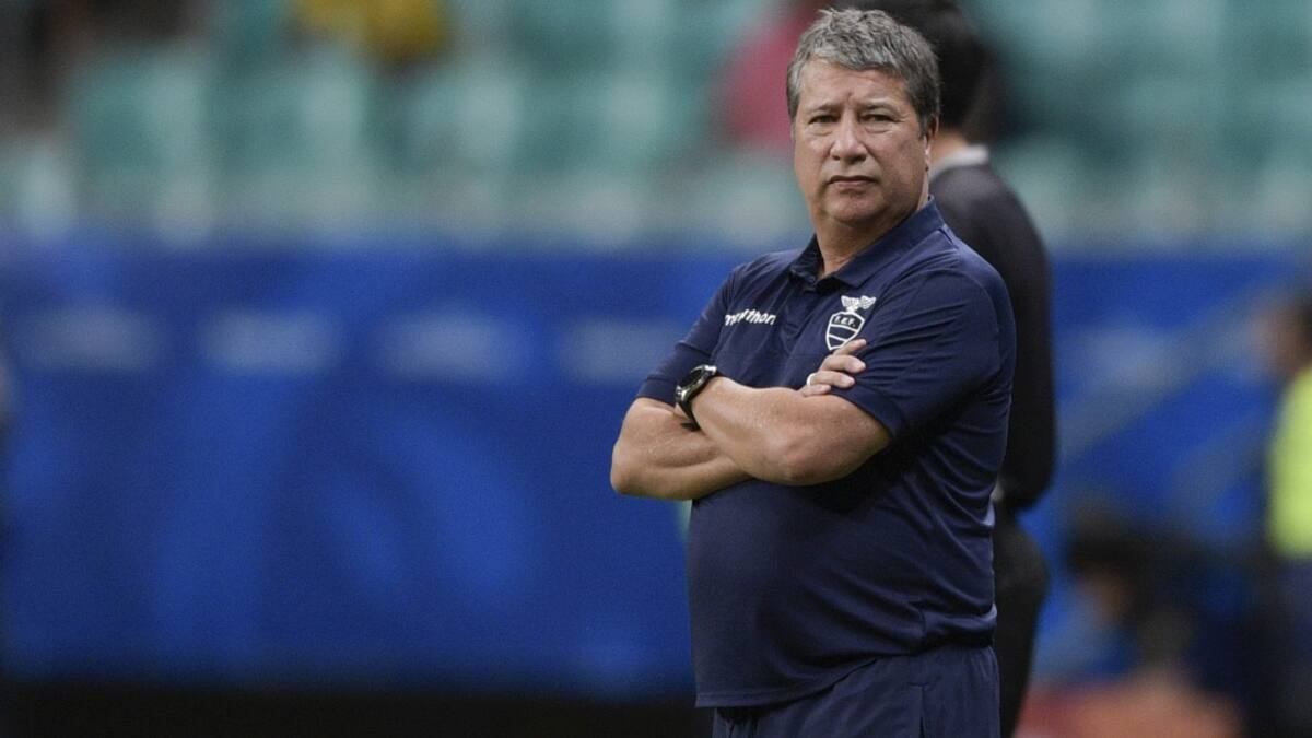 "Bolillo es parte del pasado, le haría daño volver a la selección" Debate