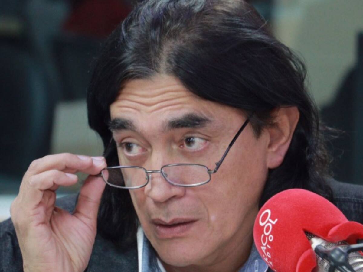 Gobierno no está velando por intereses de los consumidores: Bolívar