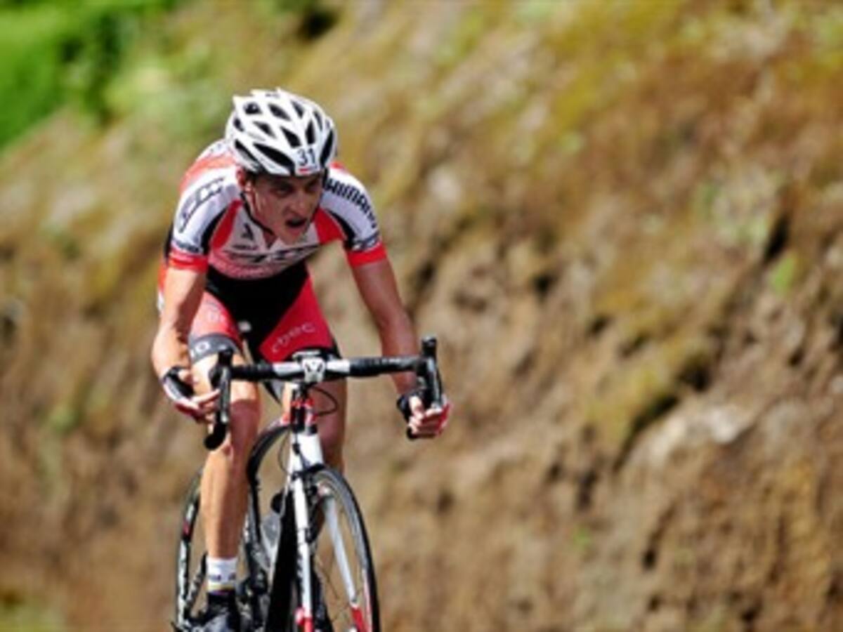 Óscar Sánchez, a dos etapas de ganar la vuelta a Costa Rica