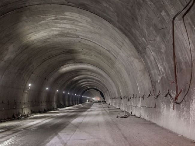 40 empresas participaron para realizar interventoría del Túnel de la Línea