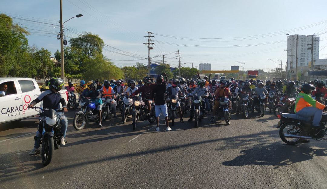 Los diálogos iniciarán tras los bloqueos del gremio quienes exigen el desmonte del día de moto y un pico y placa más flexible